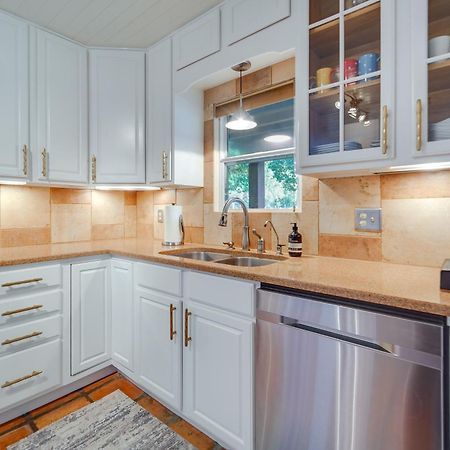 Lovely Lubbock Home With Furnished Deck And Grill ภายนอก รูปภาพ